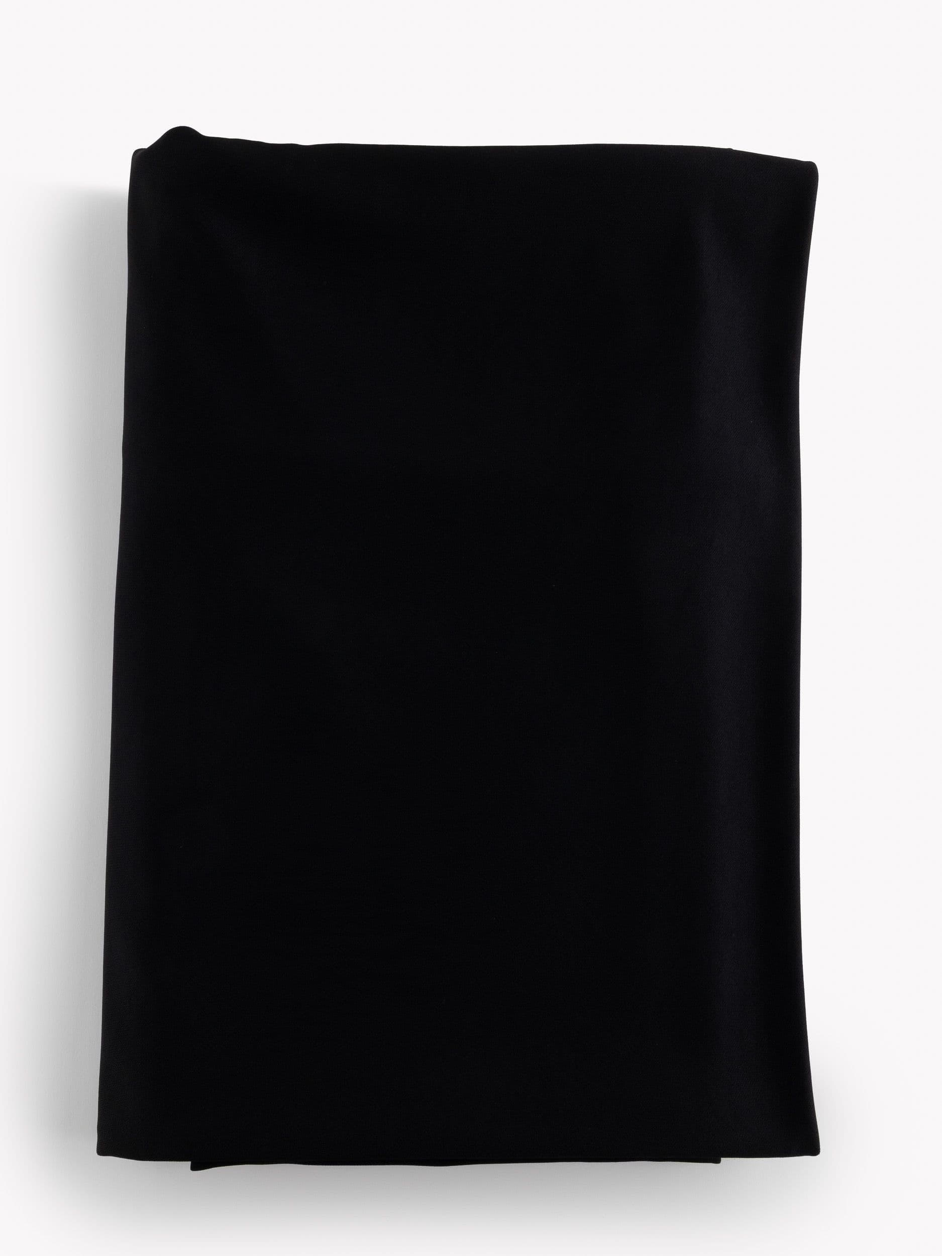 MANTEL NEGRO POLIÉSTER 3.5x2.2m.