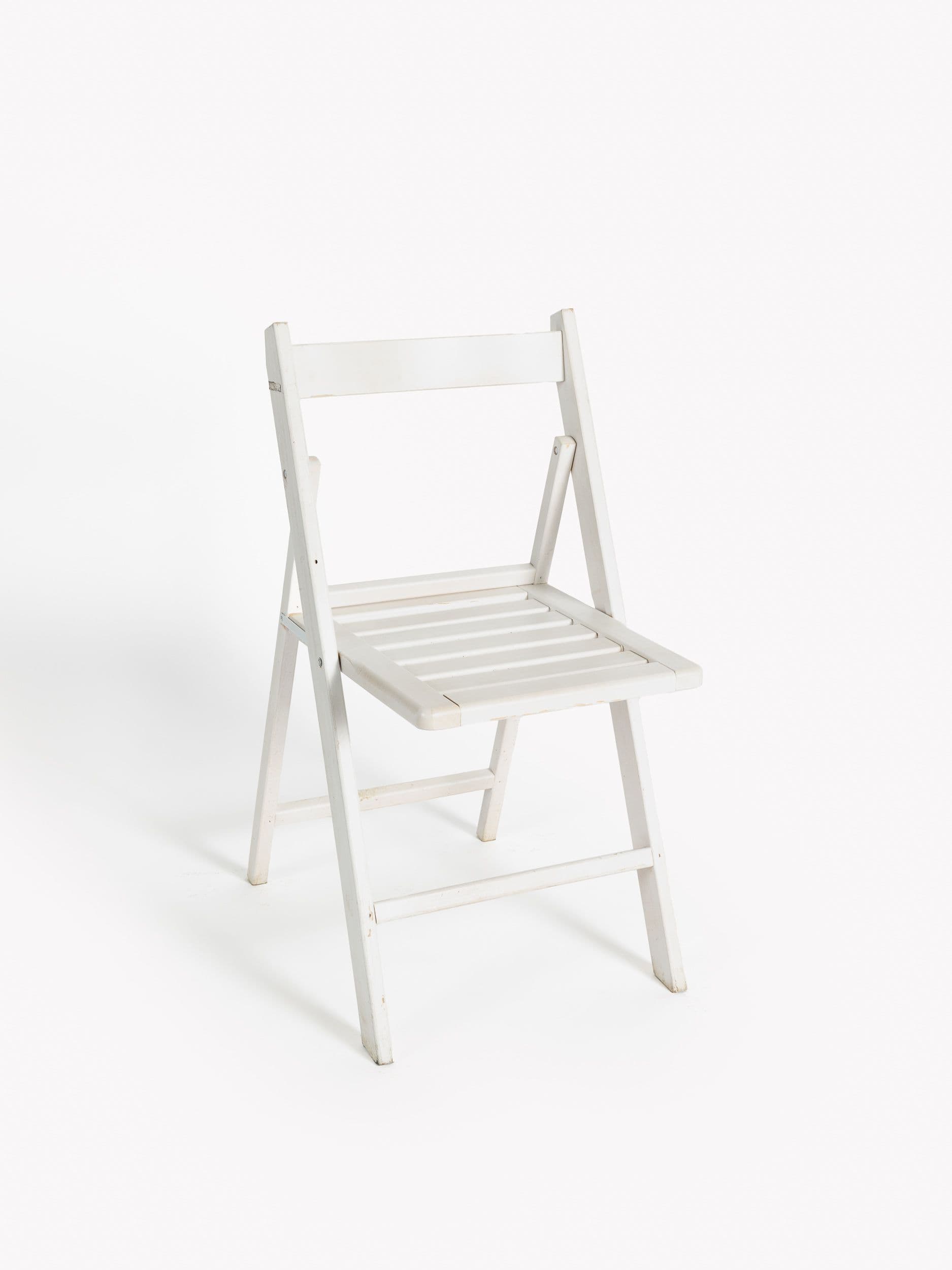 Cadira plegable de fusta blanca