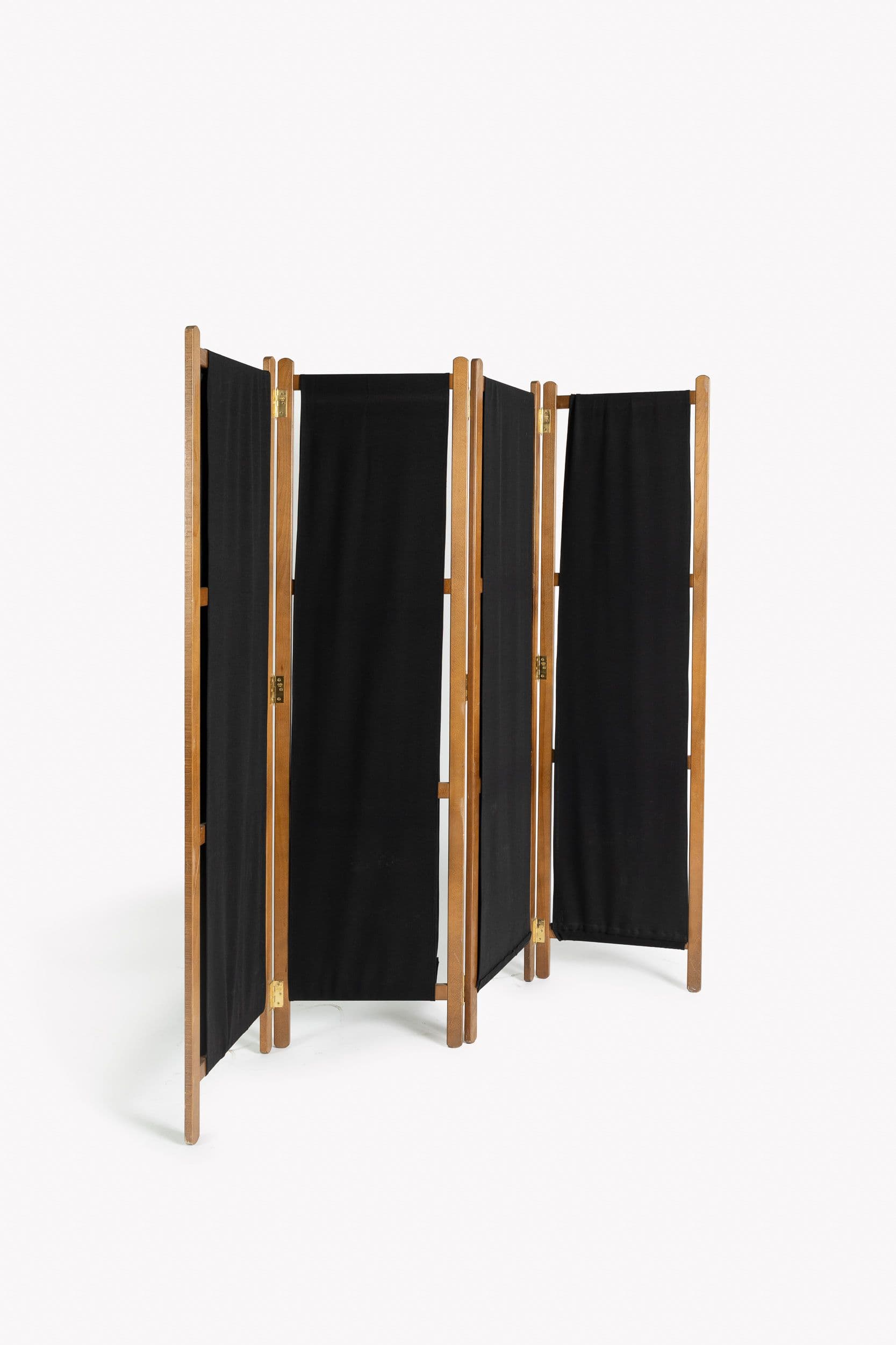BIOMBO MADERA 4 HOJAS DE TELA NEGRA Y FUNDA (1,8x1,5m)